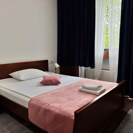 Bihać Hotel Paviljon מראה חיצוני תמונה
